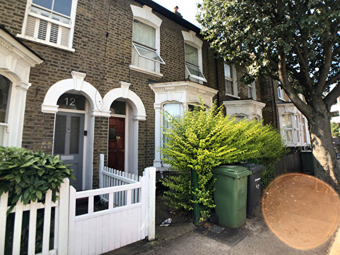 4 Bedroom Terraced House To Rent In Wrigglesworth Street, New Cross, SE14