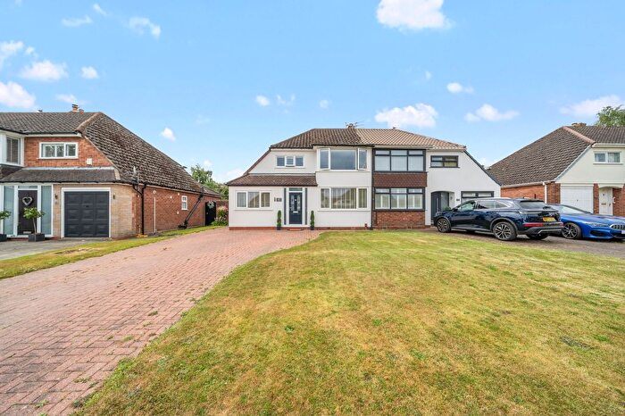3 Bedroom Semi-Detached House For Sale In Edward Drive, Ashton-In-Makerfield, WN4