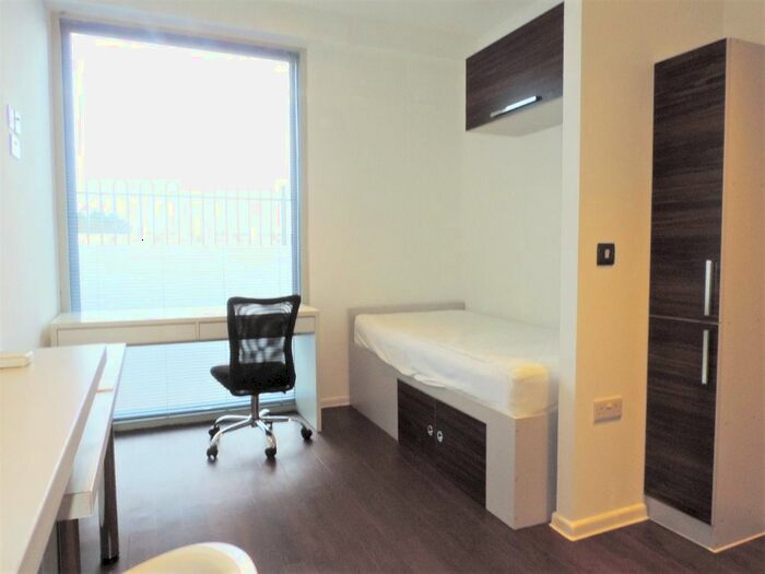 1 Bedroom Studio To Rent In Guildford Park Road, Guildford, GU2