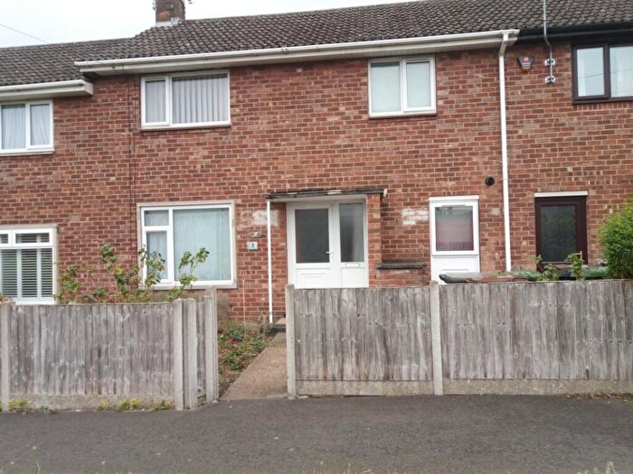 3 Bedroom Terraced House For Sale In Wickenby Crescent, Lincoln, LN1