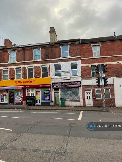 6 Bedroom Terraced House To Rent In Alfreton Road, Nottingham, NG7