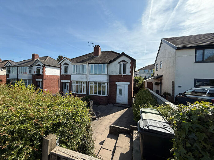 4 Bedroom Semi Detached House For Sale In London Road, Macclesfield, SK11