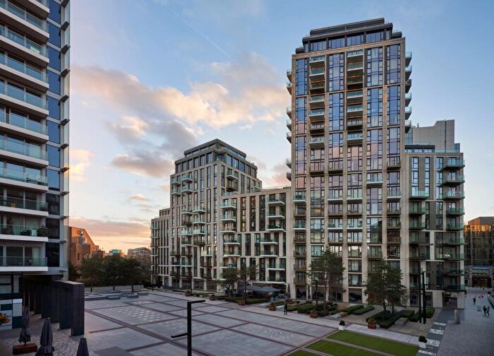 2 Bedroom Apartment To Rent In London Dock, Tower Hill, E1W