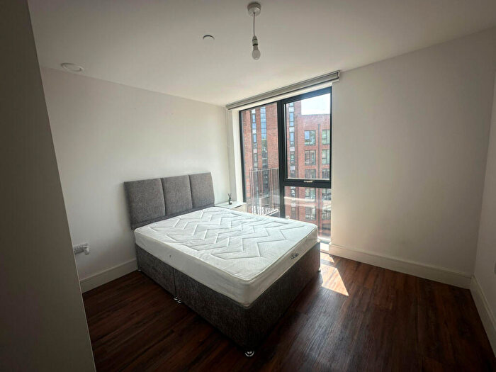 2 Bedroom Apartment To Rent In Chatham Street, Sheffield, South Yorkshire, S3
