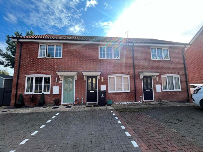 2 Bedroom Terraced House To Rent In Cross Road, Blenheim Gate, CO16