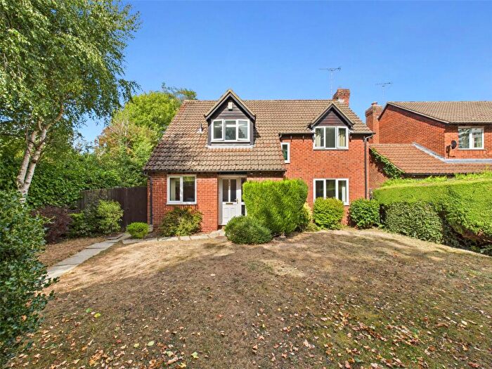 4 Bedroom Detached House For Sale In Appleton Way, Hucclecote, Gloucester, Gloucestershire, GL3