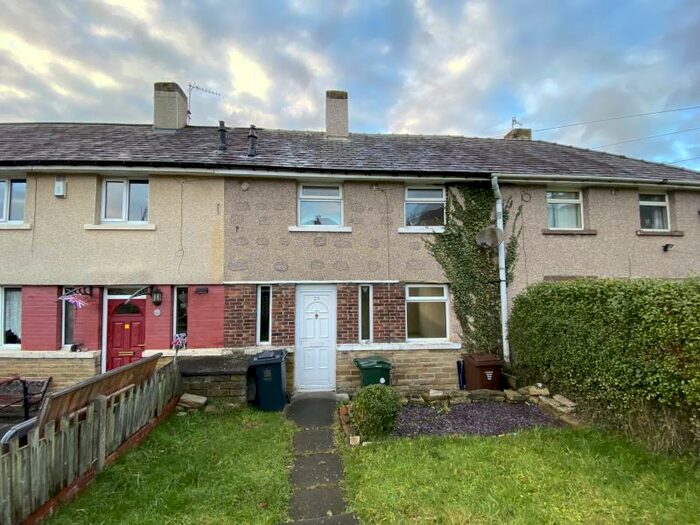 2 Bedroom Terraced House To Rent In Kent Road, Bingley, West Yorkshire, BD16