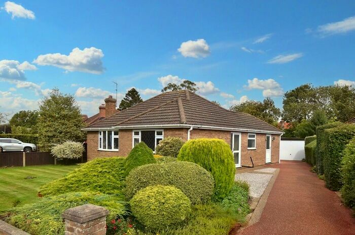 3 Bedroom Detached Bungalow For Sale In Highfield Road, North Thoresby, Grimsby, DN36