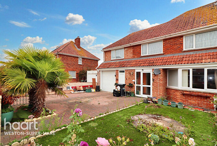 4 Bedroom Semi-Detached House For Sale In Selworthy Road, Weston-Super-Mare, BS23