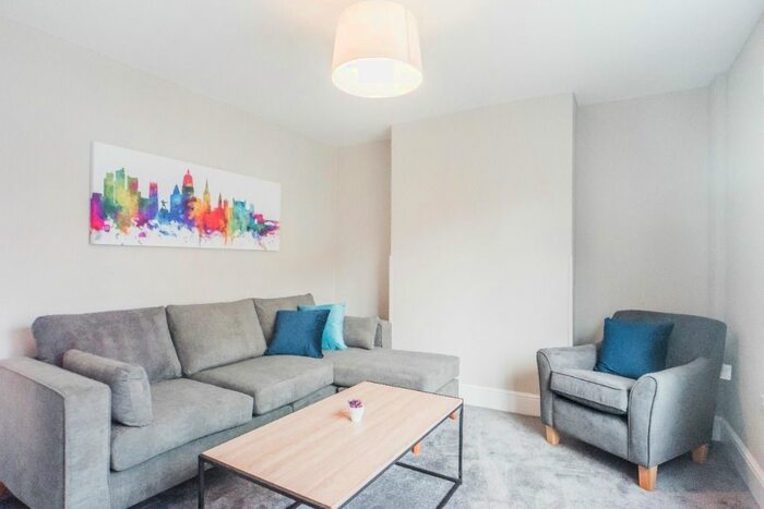 2 Bedroom Semi-Detached House To Rent In Baslow Drive, Lenton Abbey, Nottingham, NG9