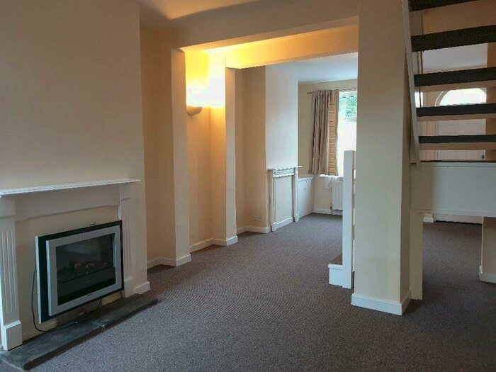 3 Bedroom House To Rent In Market Street, Crewe, CW1