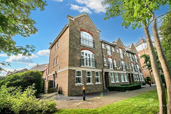 4 Bedroom Property To Rent In Mortley Close, Tonbridge, TN9