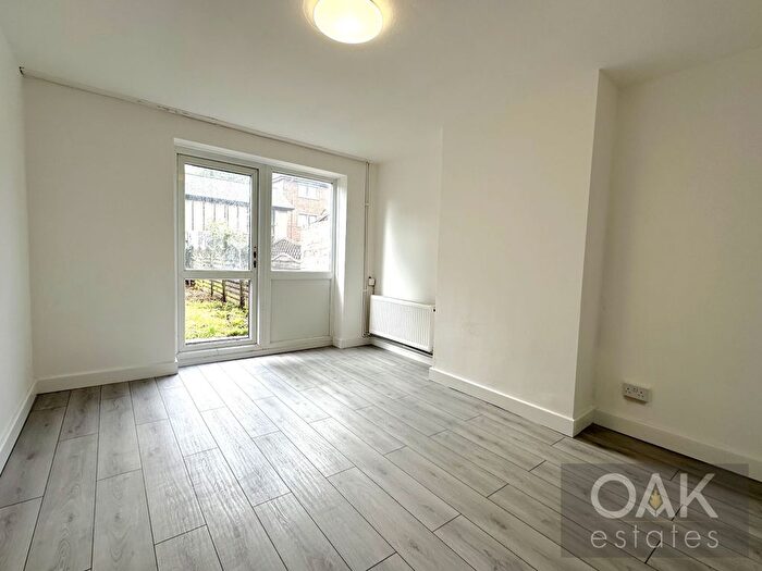 3 Bedroom Terraced House To Rent In Manor Road, London, N17