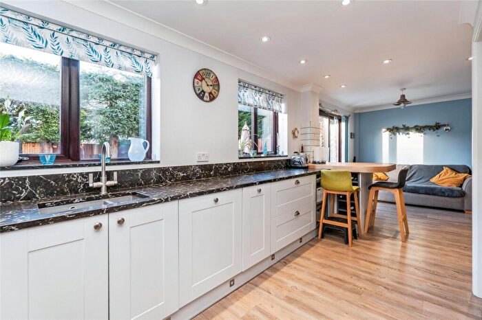 4 Bedroom Detached House For Sale In Maple Gardens, Totton, Southampton, Hampshire, SO40