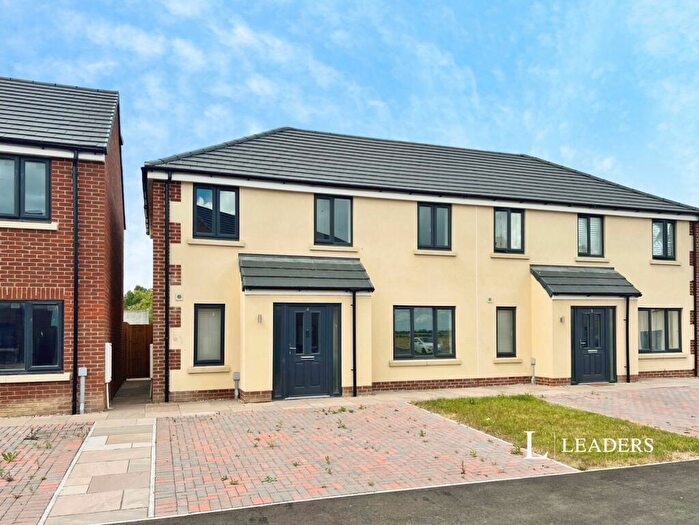 3 Bedroom Semi Detached House To Rent In Bluebell Road, Quadring, Spalding, PE11