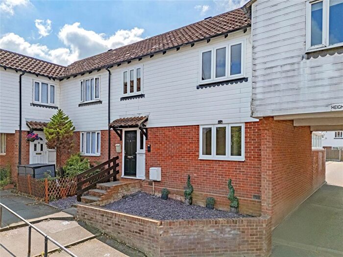 3 Bedroom Semi-Detached House To Rent In Blake Court, South Woodham Ferrers, Chelmsford, Essex, CM3