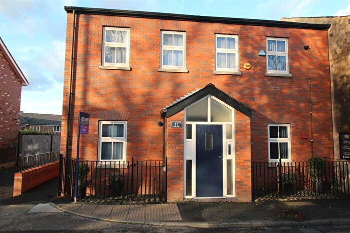 1 Bedroom Flat To Rent In Ford Lane, Northenden, Manchester, M22