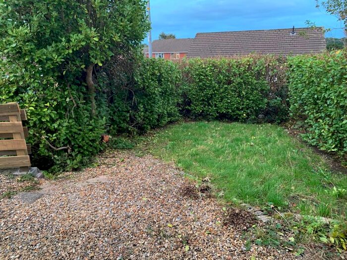 1 Bedroom Semi-Detached House To Rent In Wordsworth Avenue, Priory Park, Haverfordwest, SA61