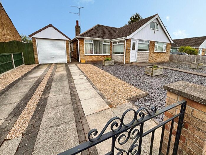 4 Bedroom Detached Bungalow For Sale In Ravendale Road, Gainsborough, DN21
