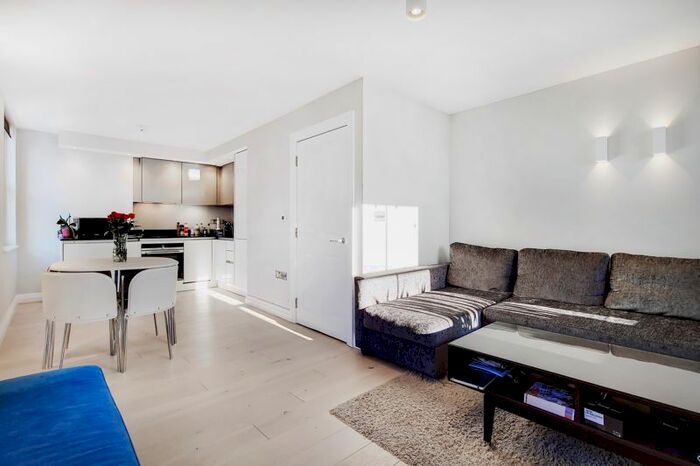 1 Bedroom Flat To Rent In Kentish Town Road, London, NW5