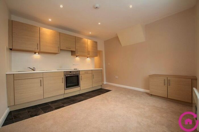 1 Bedroom Flat To Rent In Andover Road, Cheltenham, GL50