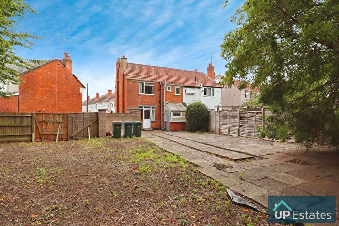 3 Bedroom Semi-Detached House For Sale In Paxton Road, Coventry, CV6