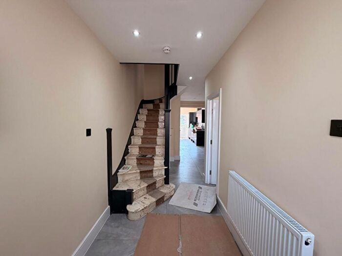 6 Bedroom Terraced House To Rent In Claremont Avenue, Harrow, HA3