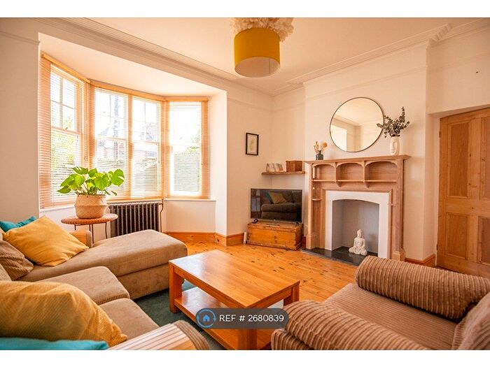 4 Bedroom Semi Detached House To Rent In Barton Lane, Braunton, EX33