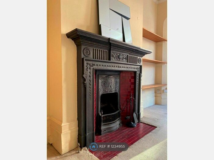 1 Bedroom Flat To Rent In Highgate, London, N6