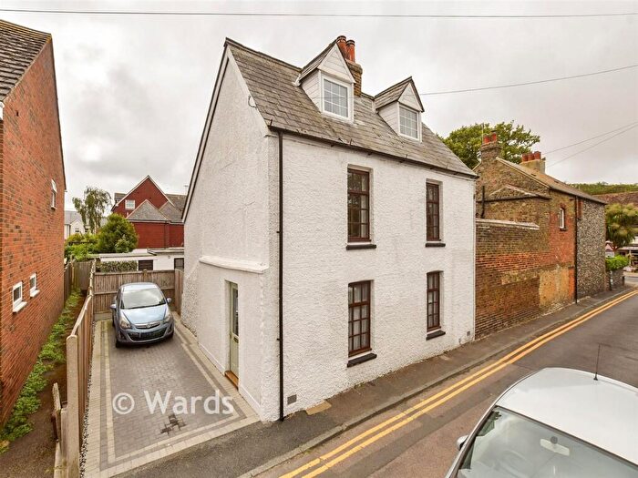 5 Bedroom Cottage For Sale In Victoria Road, Broadstairs, Kent, CT10