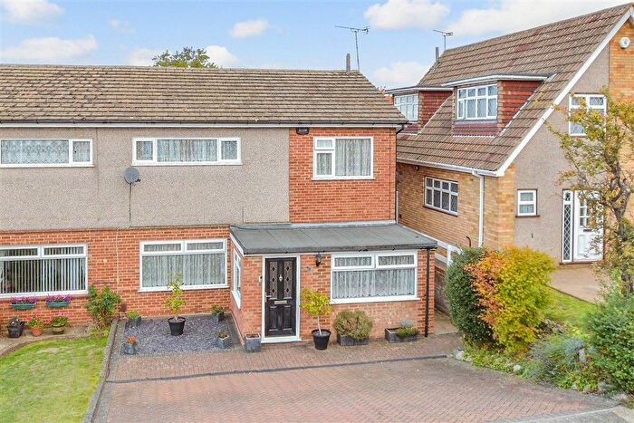5 Bedroom Semi-detached House For Sale In Havisham Road, Gravesend, Kent, DA12