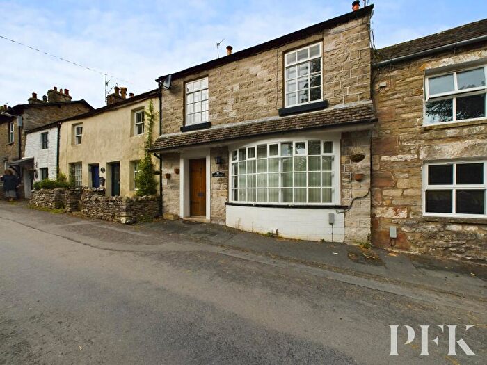 3 Bedroom Cottage For Sale In Ravenstonedale, Kirkby Stephen, CA17