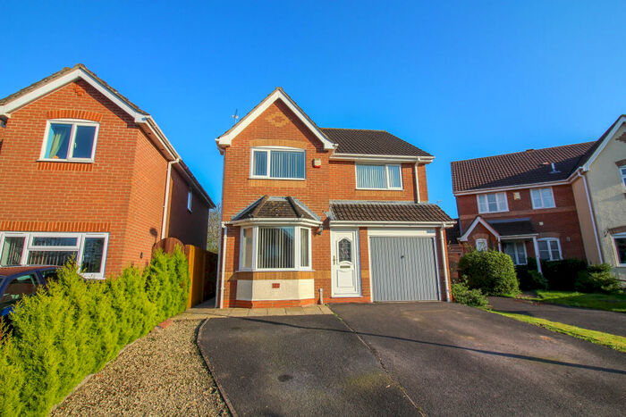 4 Bedroom Detached House To Rent In Cloverfields, Gillingham, SP8