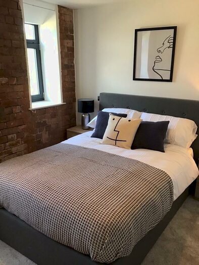 2 Bedroom Apartment To Rent In Cape Street, Bradford, West Yorkshire, BD1
