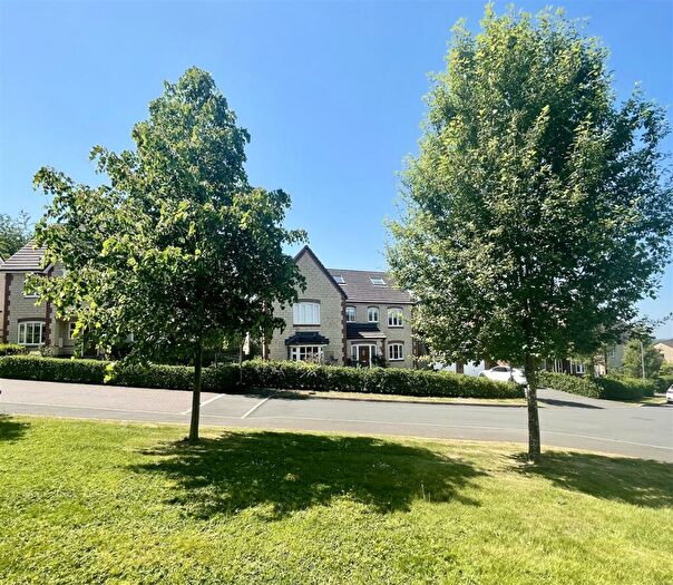 6 Bedroom Detached House For Sale In Adams Meadow, Wanborough, Swindon, SN4