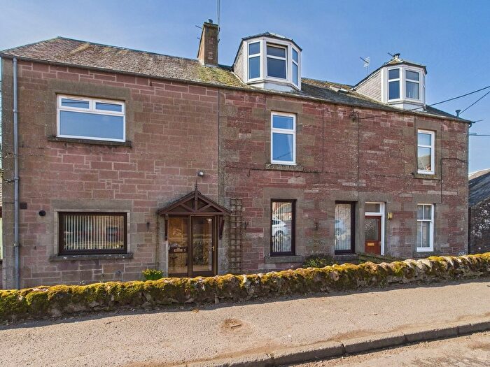 3 Bedroom Flat For Sale In Bamff Road, Alyth, Blairgowrie, PH11