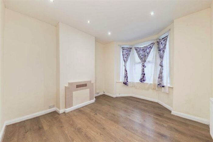 4 Bedroom Terraced House To Rent In Reidhaven Road, London, SE18