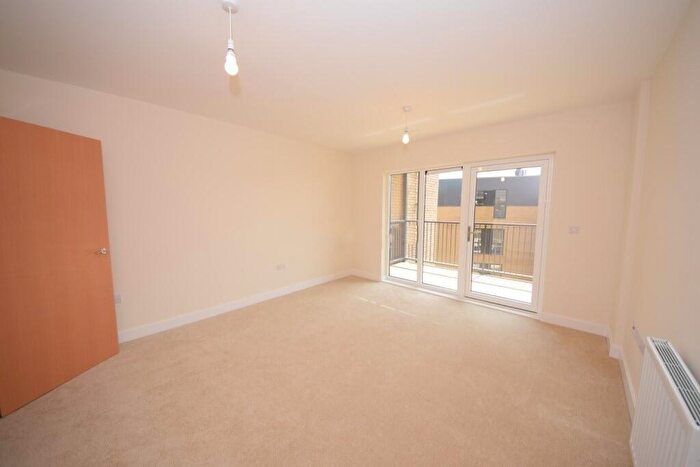 2 Bedroom Apartment To Rent In Clarence Avenue, Gants Hill, IG2