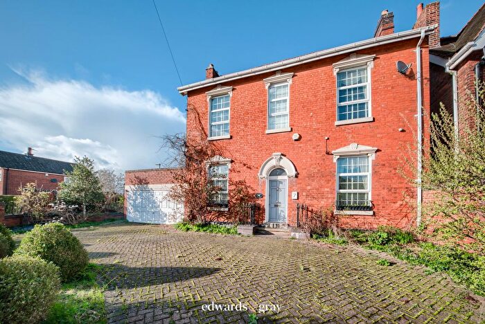 3 Bedroom Detached House For Sale In New Road, Water Orton, B46