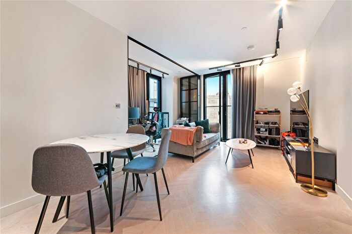 1 Bedroom Flat For Sale In One Crown Place, Wilson Street, EC2A