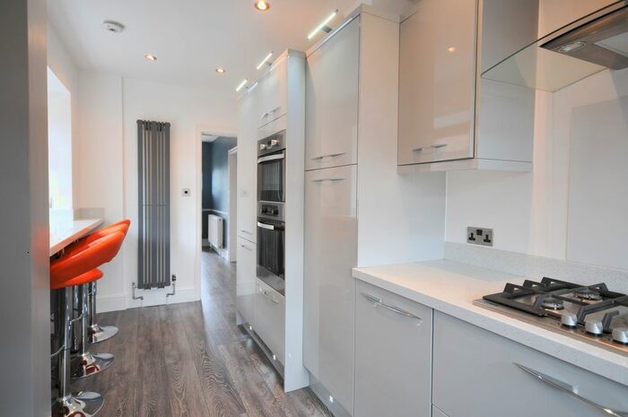 3 Bedroom Town House For Sale In Ashbourne Avenue, Cheadle, SK8