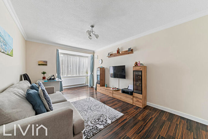 1 Bedroom Flat To Rent In Viceroy Court, Dingwall Road, Croydon, CR0