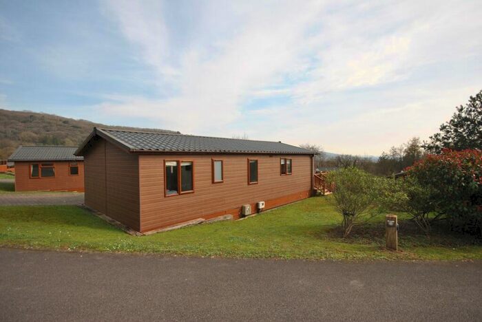 3 Bedroom Lodge For Sale In Cheddar Woods, Cheddar, BS27