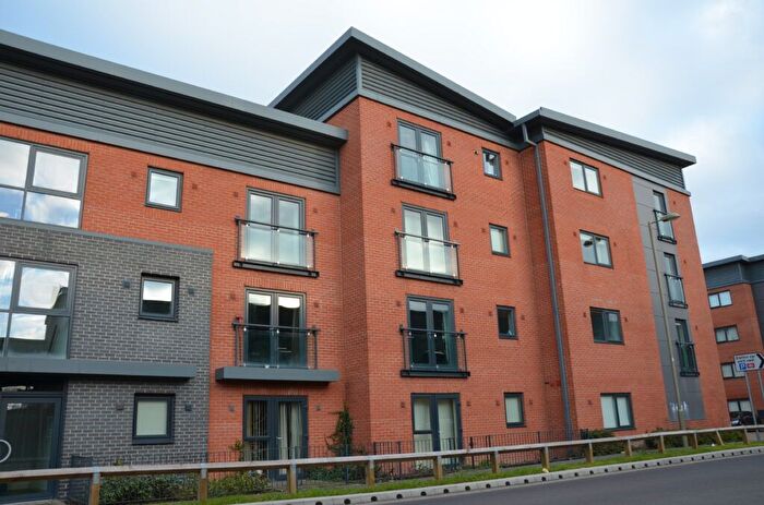 2 Bedroom Flat To Rent In Marshall Road, Banbury, Oxon, OX16