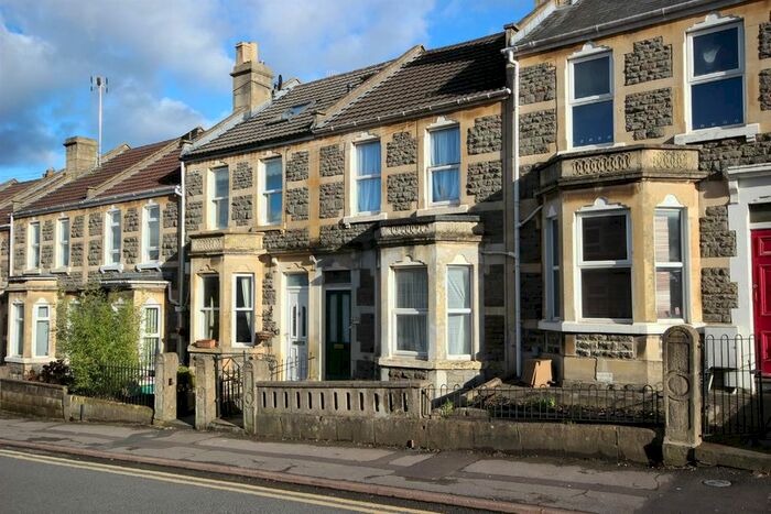5 Bedroom Terraced House To Rent In Coronation Avenue, Bath, BA2