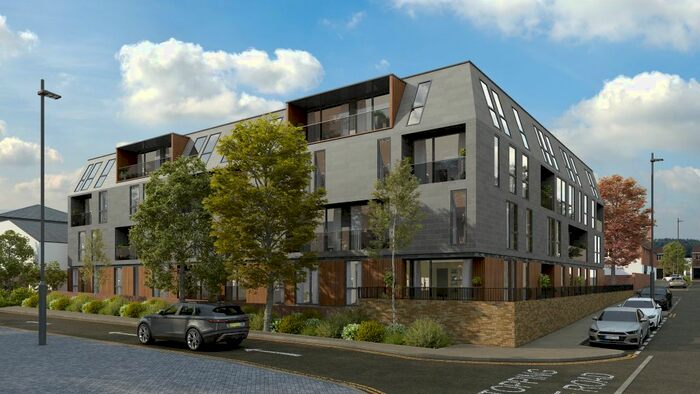 2 Bedroom Flat For Sale In Stanborough Gardens, Hoddesdon, EN11