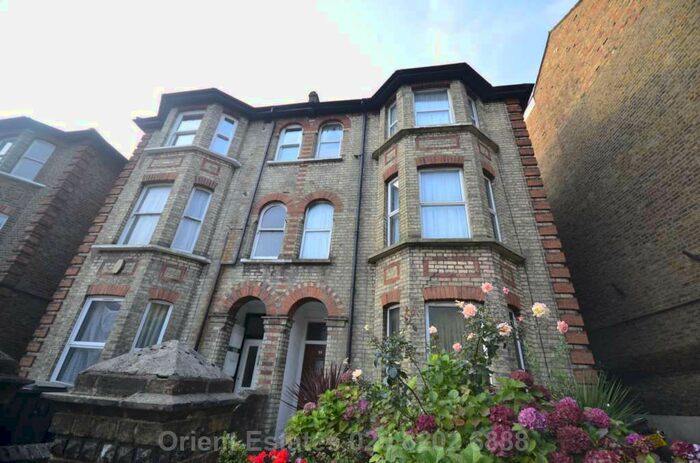 2 Bedroom Flat To Rent In Church Road, Hendon, NW4
