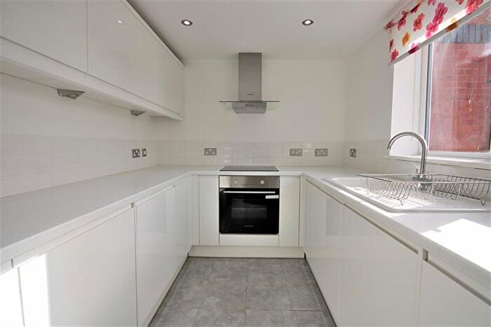 2 Bedroom Flat To Rent In The Anchorage, Liverpool, L3