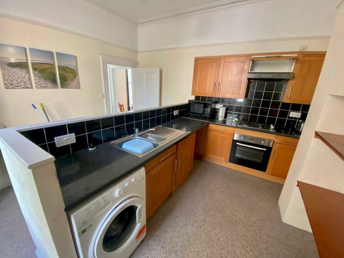 4 Bedroom House To Rent In Moor View Terrace, Plymouth, PL4
