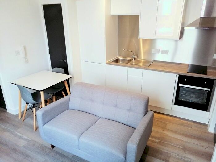 1 Bedroom Flat To Rent In Kinetic, - Talbot Road, Old Trafford, Manchester, M16